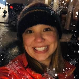 Meet your Posher, Crystal